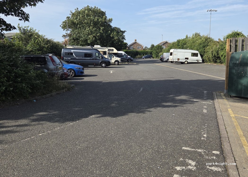 (PO20 0QG) Selsey - 96 High Street — foto
