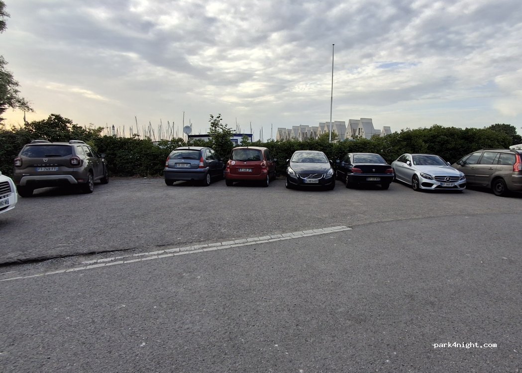 (59140) Dunkerque - 114 Rue de l'Amiral Ruyter — foto