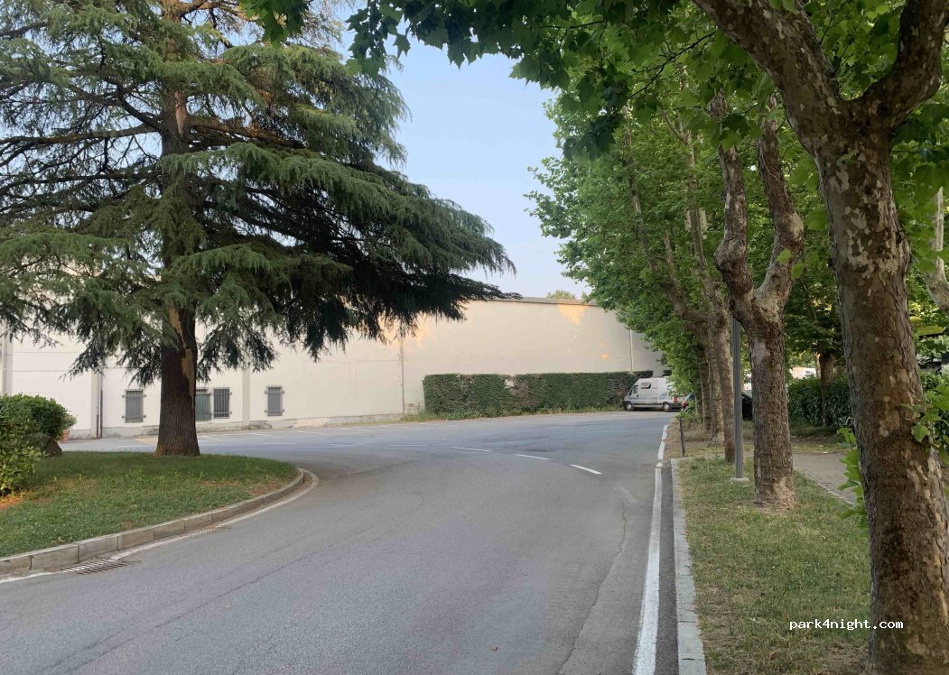 (15076) Ovada - 25 Viale della Rimembranza — foto