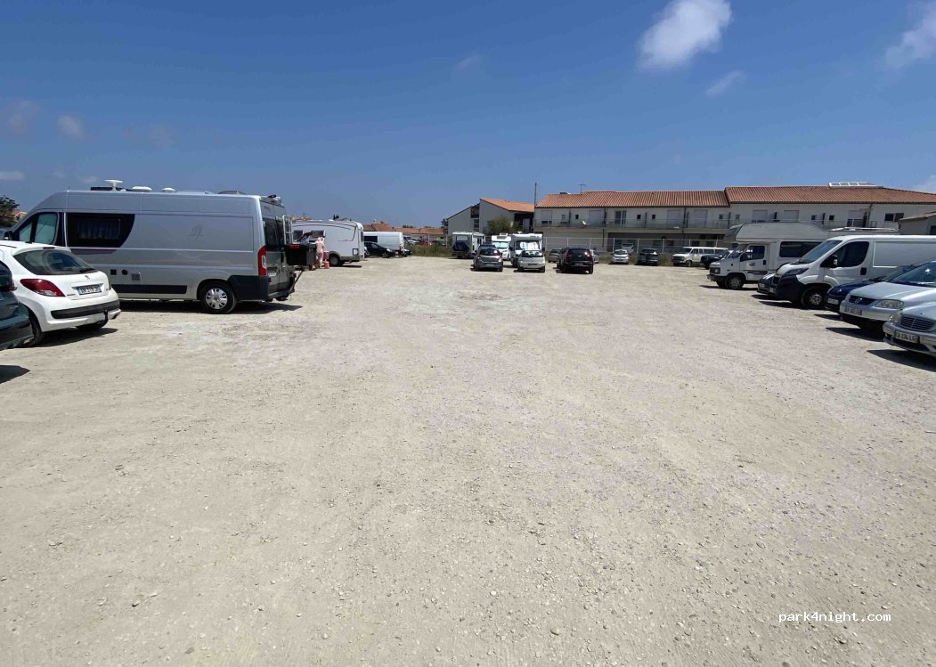 (13460) Saintes-Maries-de-la-Mer - — foto 2