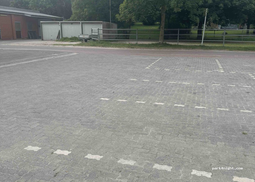 (25797) Wöhrden - 9 Schwarzer Weg — foto