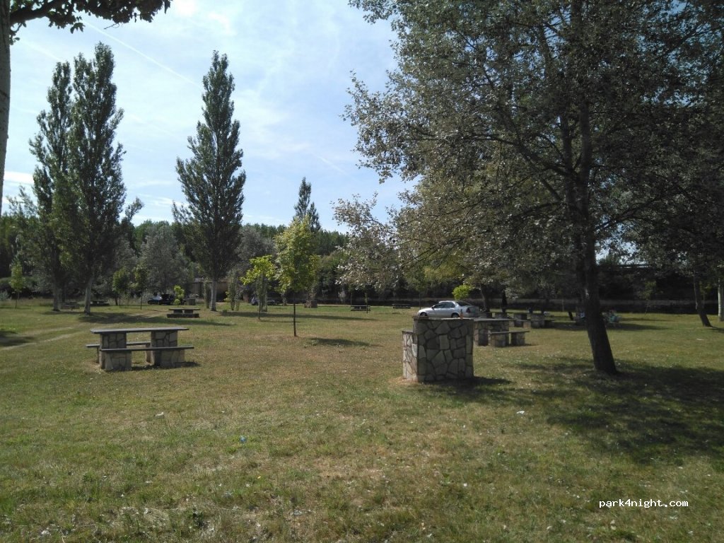(24160) Gradefes - 7 Calle Campo — foto