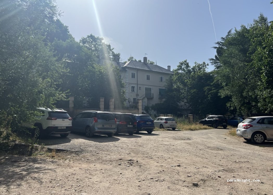 (28048) Madrid - 1D Paseo de El Pardo — foto