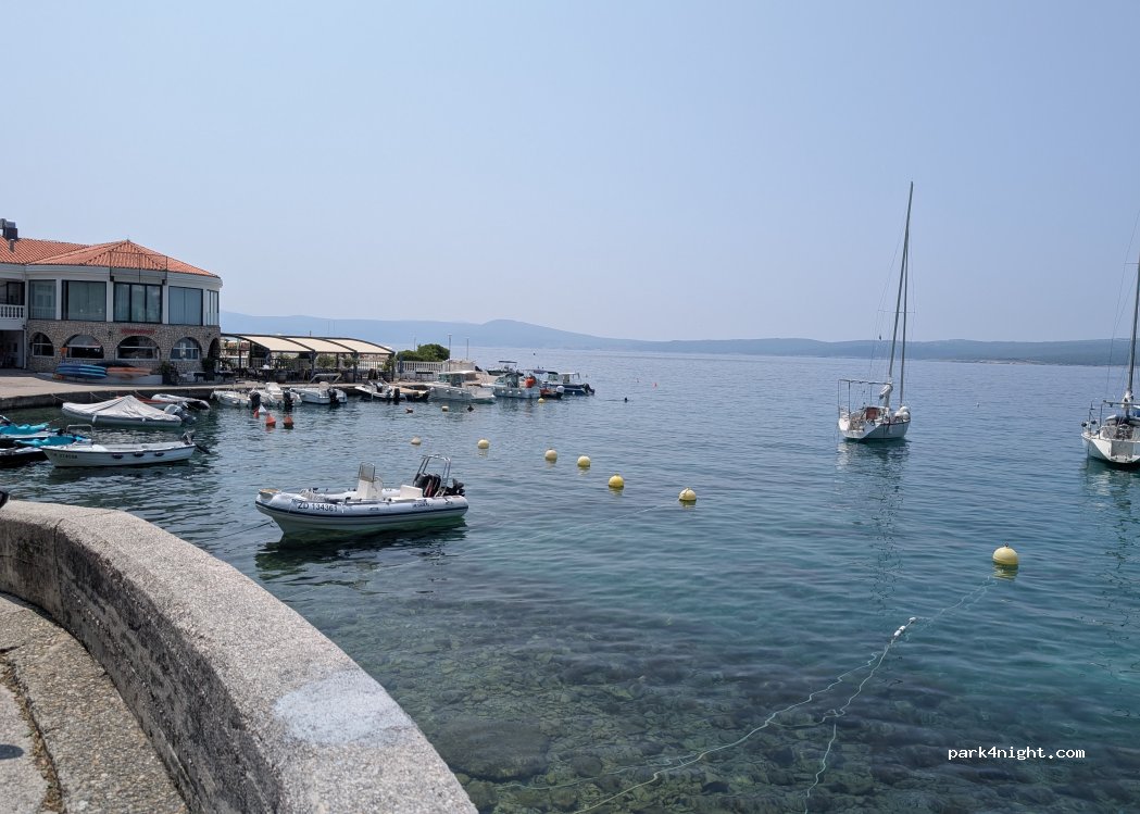 (51266) Selce - 1A Knežina ulica — foto