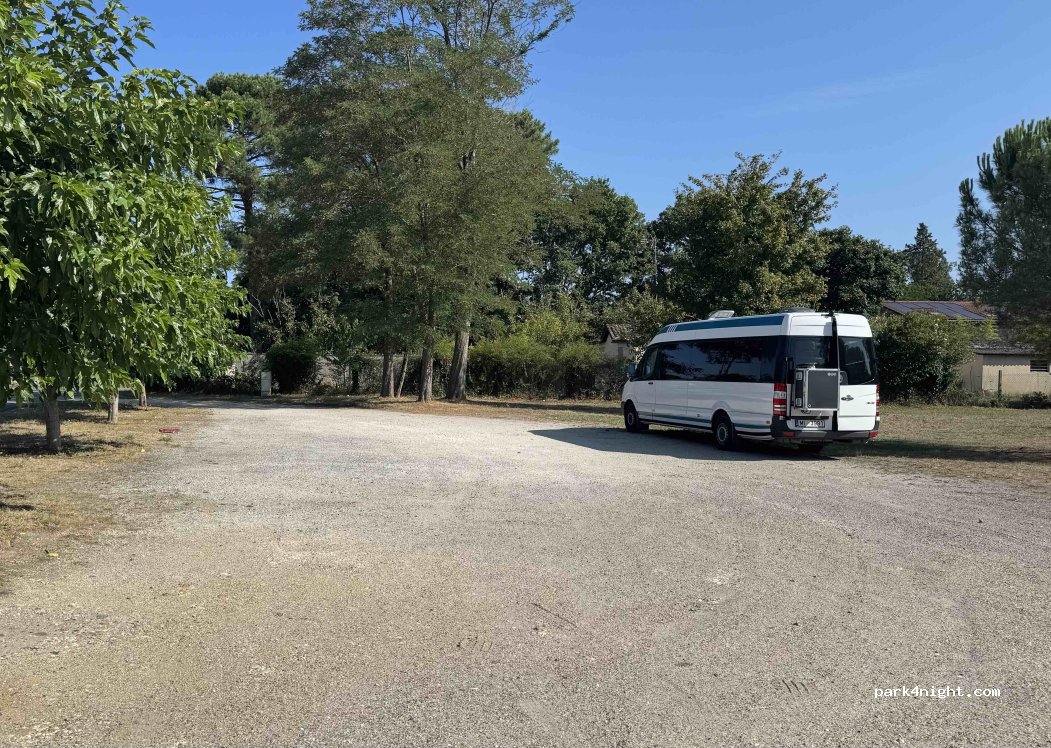 (33660) Camps-sur-l'Isle - 18 Rue Pierre Augereau — foto 5