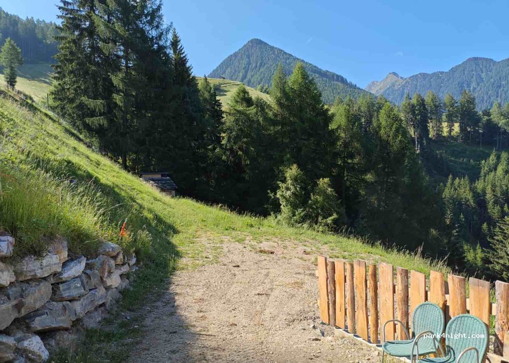 (21070) Campo di Trens - 2 Localita' Caspineto — foto 2