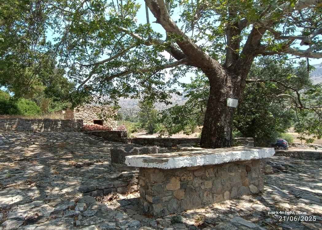 (821 03) Omiroupoli - — foto