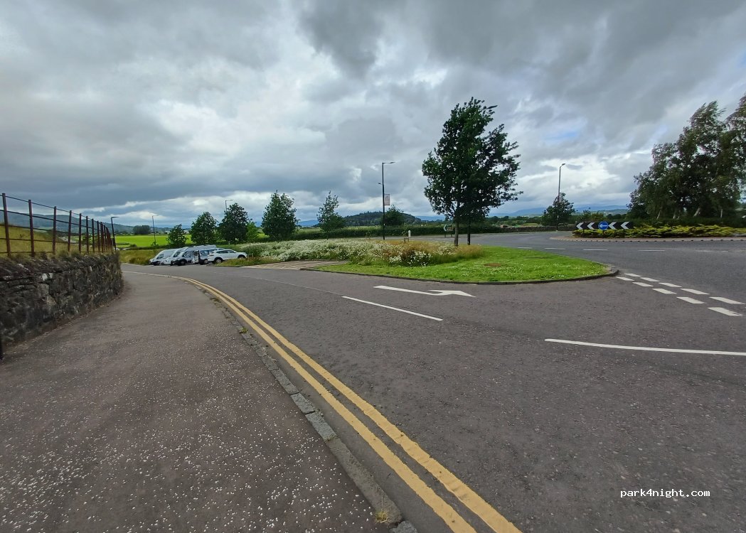 (FK8 1EJ) Stirling - Unnamed Road — foto 2