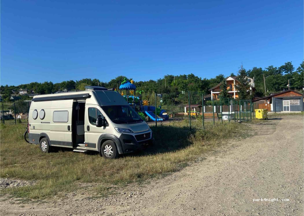 (707388) Vânători - 37 DJ248B — foto 3