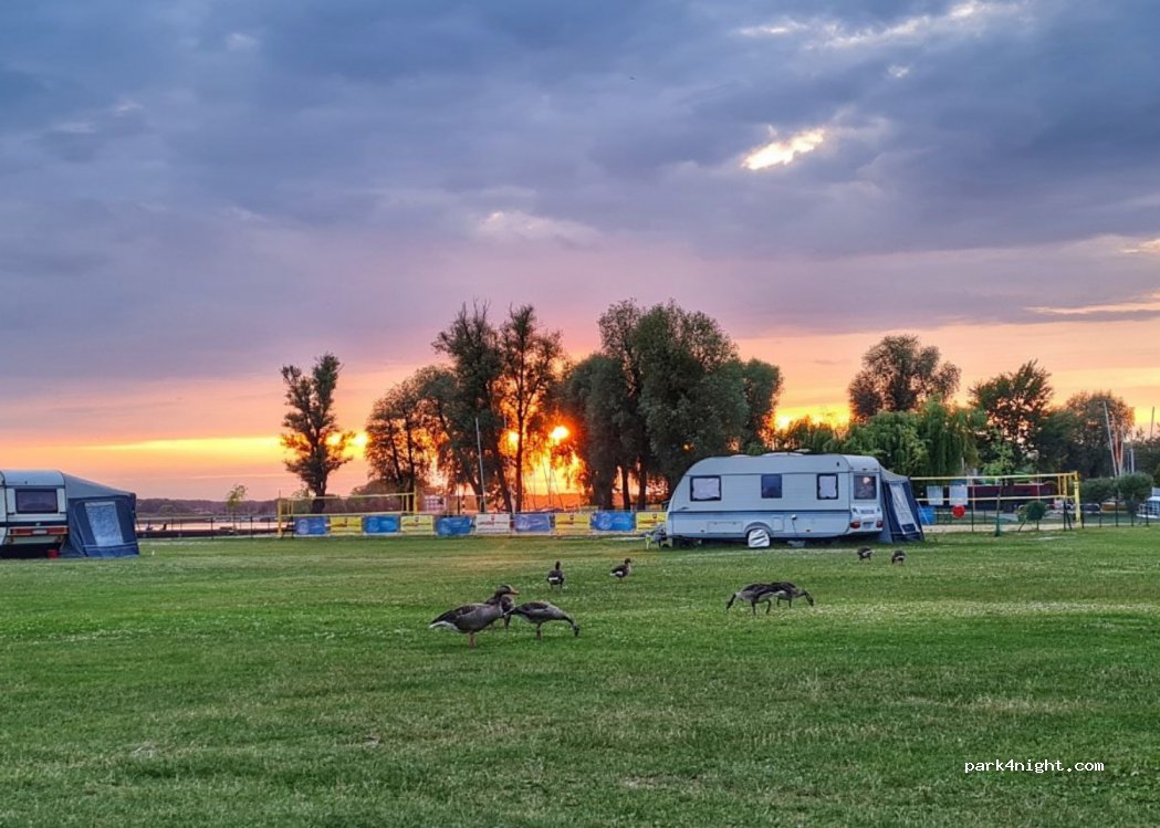 Camping Przy Baszcie — foto 2