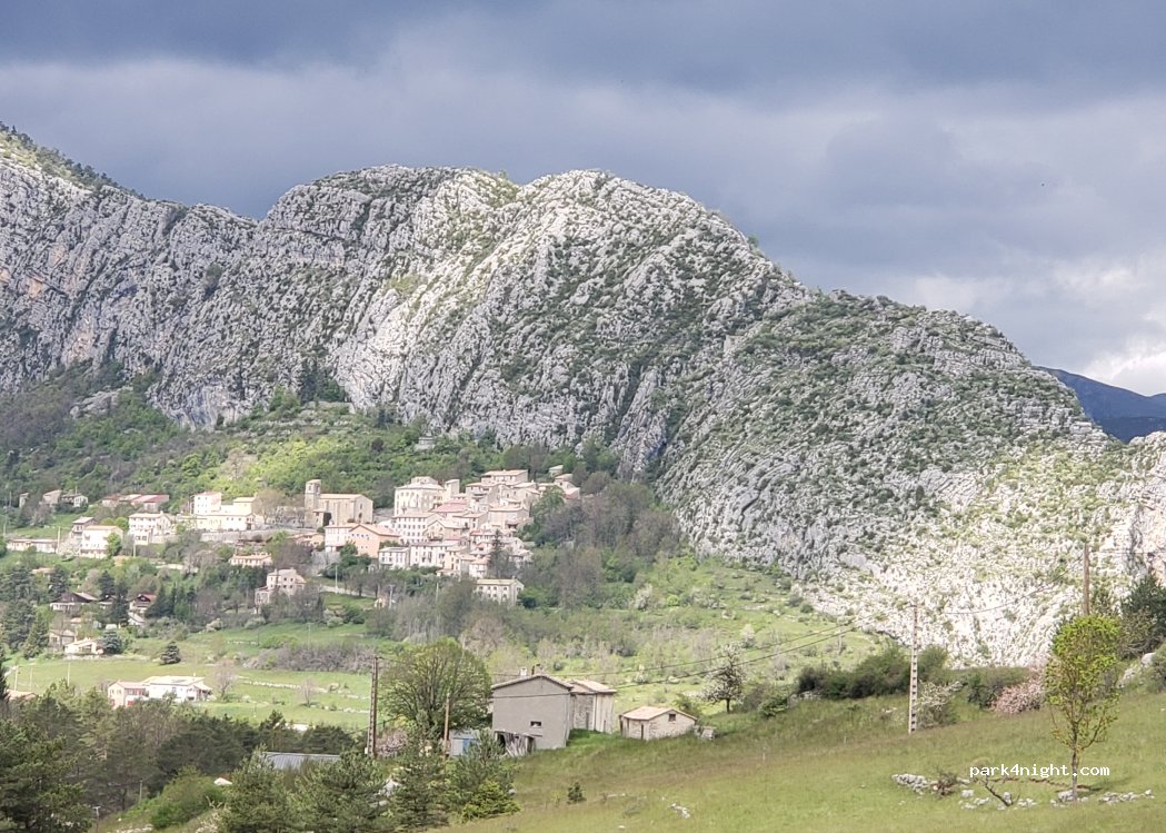 (06850) Saint-Auban - 255 Chemin Joseph Mouska — foto