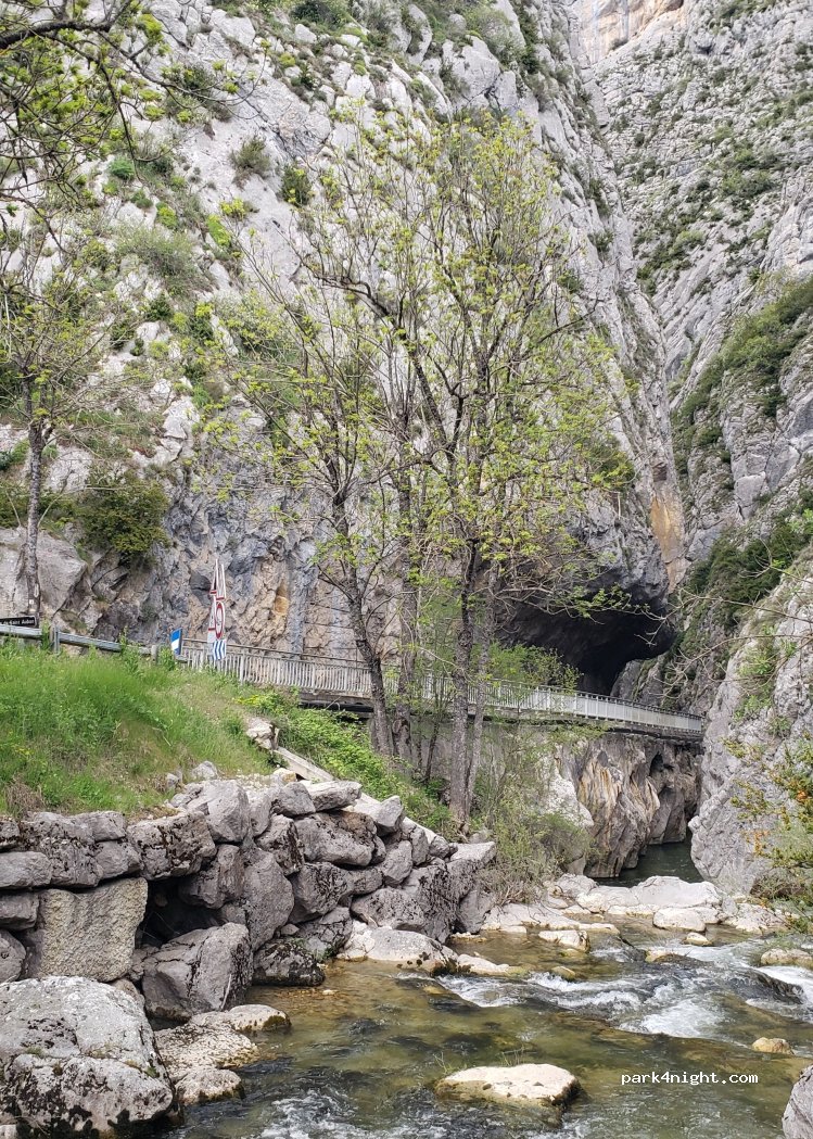 (06850) Saint-Auban - 255 Chemin Joseph Mouska — foto 3