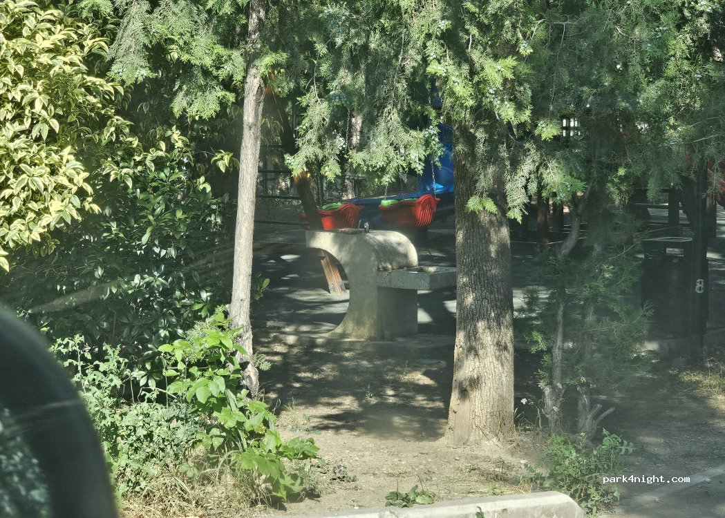 (0114) T'bilisi - 15 Vaso Godzishvili II Dead End — foto