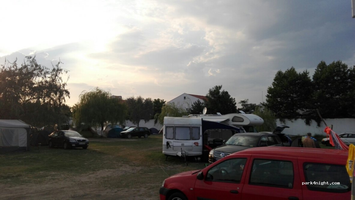 Camere de inchiriat Camping S — foto 2