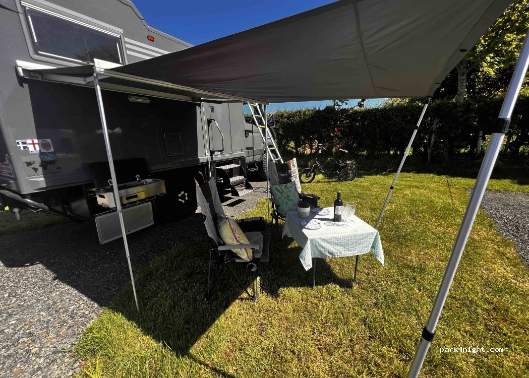 Boarsback Campsite — foto 2