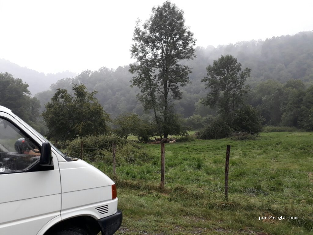 (64260) Izeste - Unnamed Road — foto 2