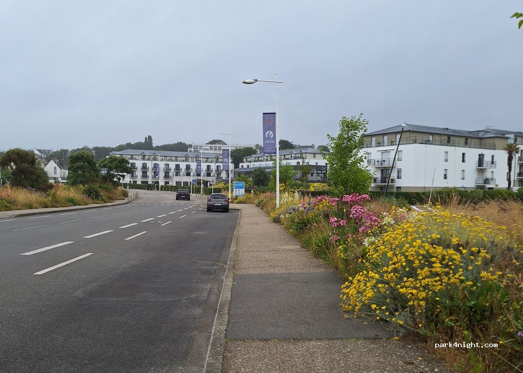 (29900) Concarneau - 15 Rue des Sables Blancs — foto