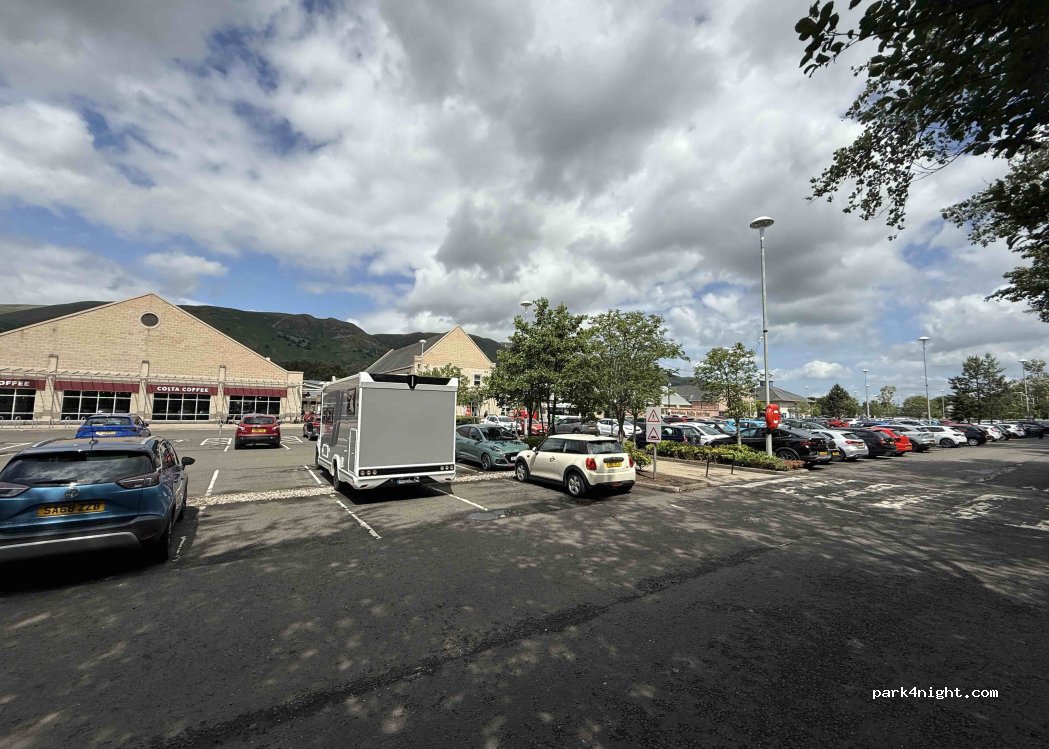 (FK13 6HQ) Tillicoultry - Sterling Mills Outlet Shopping — foto