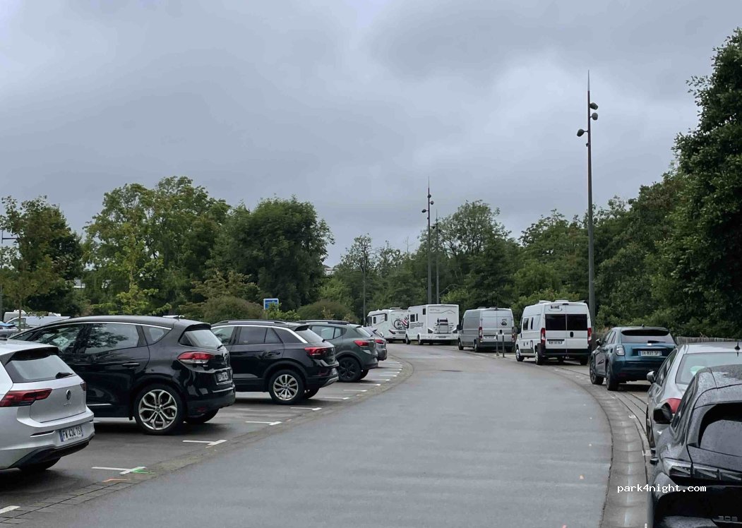 (29000) Quimper - 14 Boulevard du Moulin au Duc — foto