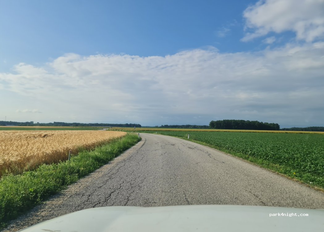 (4622) Eggendorf im Traunkreis - Eggendorfer Straße — foto 4