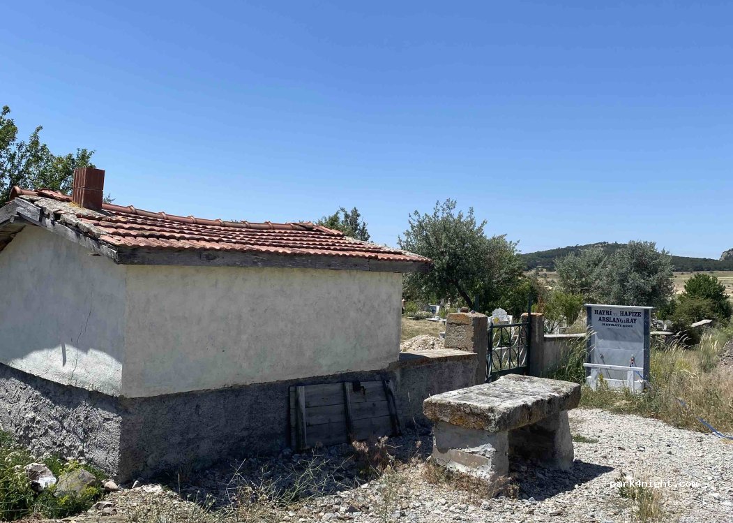 (Eskişehir) Seyitgazi - Unnamed Road — foto