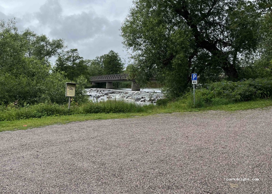(734 94) Strömsholm - 32 Slottsvägen — foto 2
