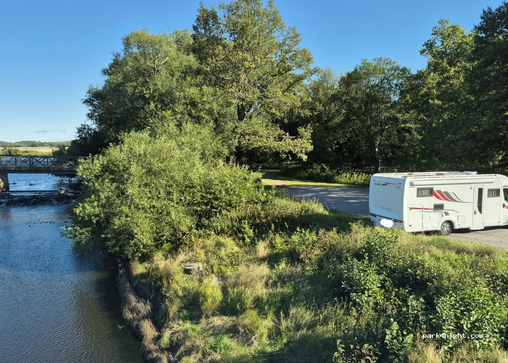 (734 94) Strömsholm - 32 Slottsvägen — foto 5