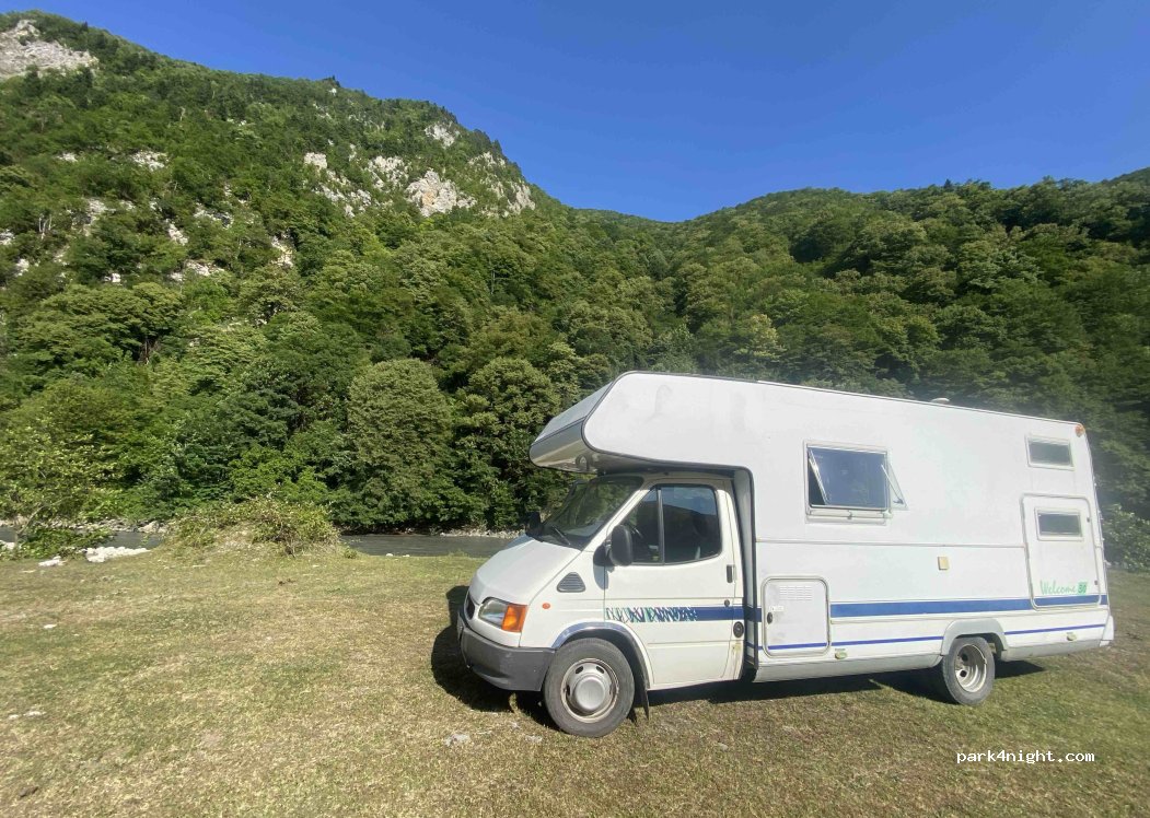 (5113) Larchvali - — foto