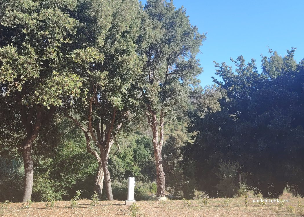 Aire de stationnement camping-car U razetu — foto 3