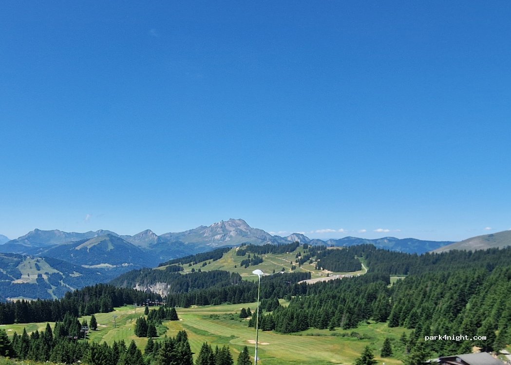 (74110) Morzine - Rte de l'Accueil — foto 3