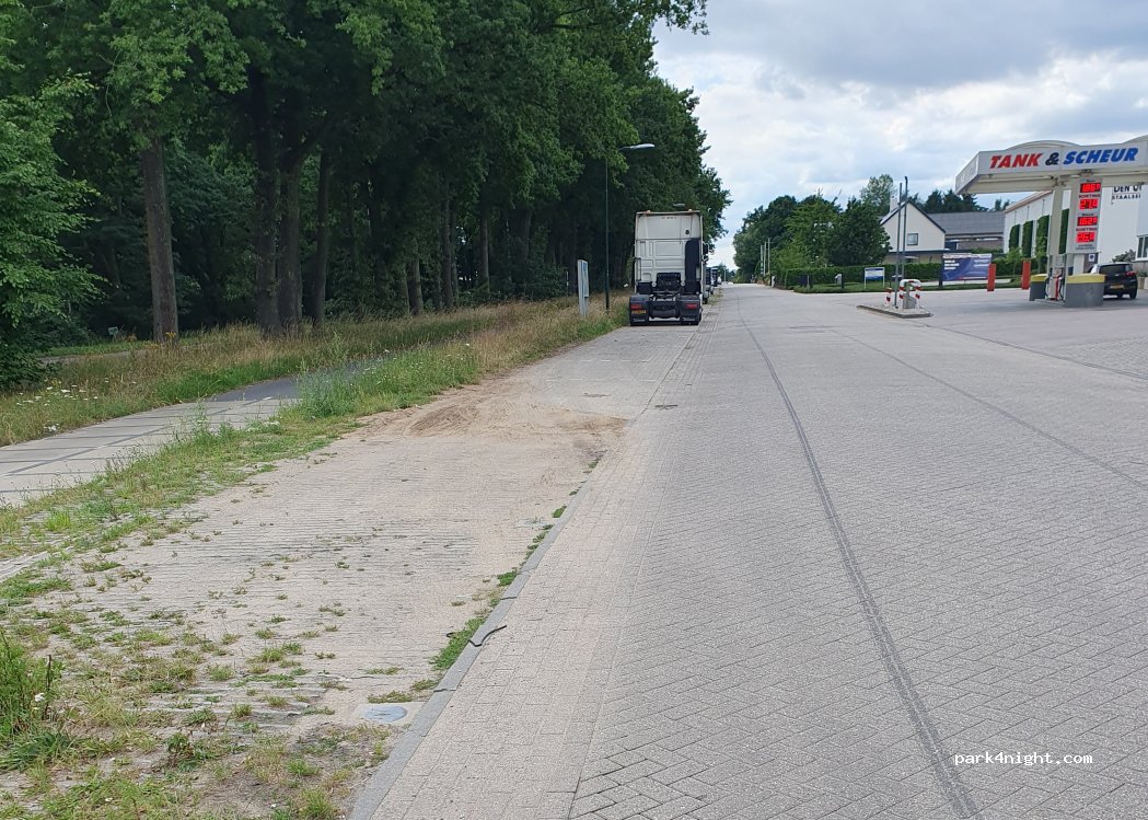 (3911 TZ) Rhenen - 2 Remmerden — foto