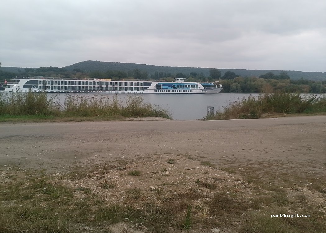 (27600) Saint-Pierre-la-Garenne - — foto