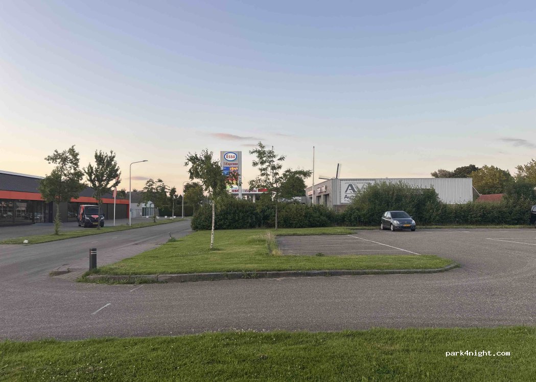 (8501 ZR) Joure - 6 Tolhûswei — foto 3