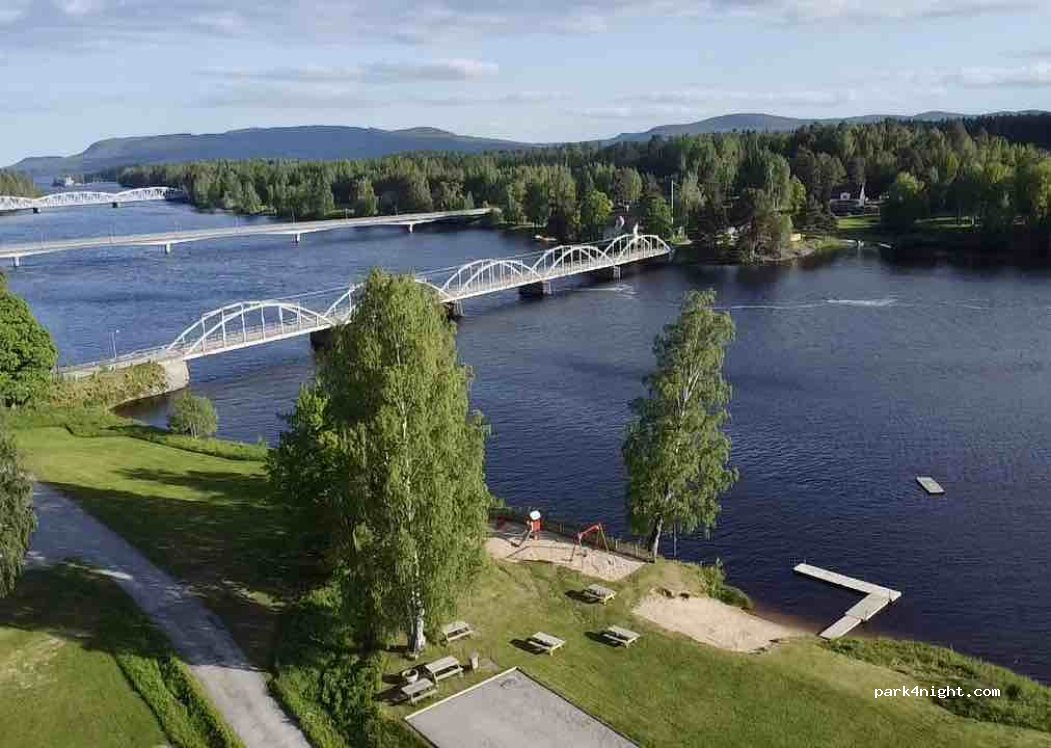 (823 93)  - 8 Badhusvägen — foto 2