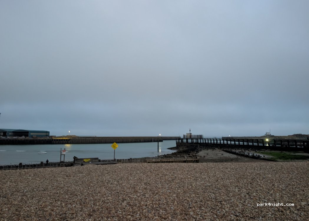 (BN43 6RN) Shoreham-by-Sea - 1 Brighton Road — foto 3
