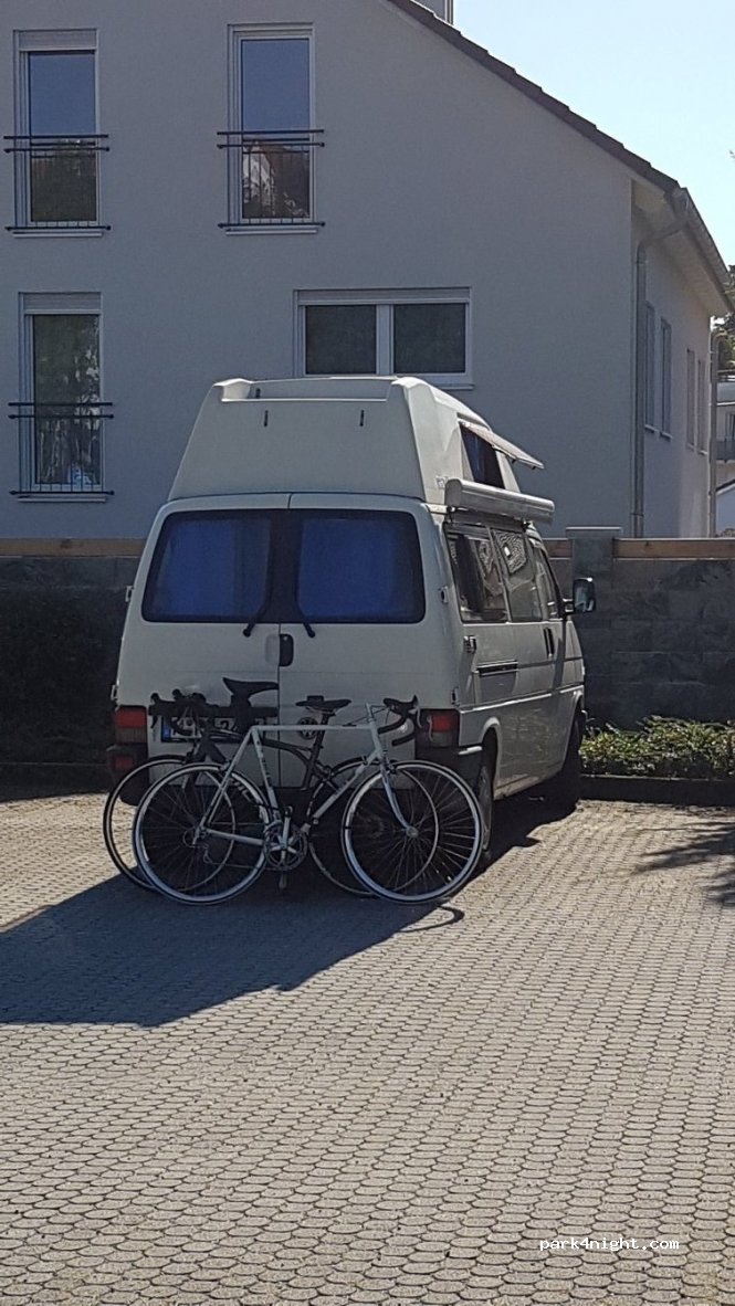 (85221) Dachau - 12 Weiherweg — foto