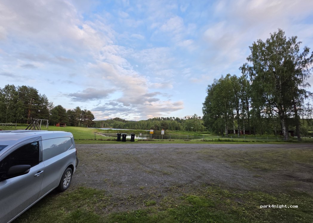 (881 96) Rödsta - Rödsta 419 — foto