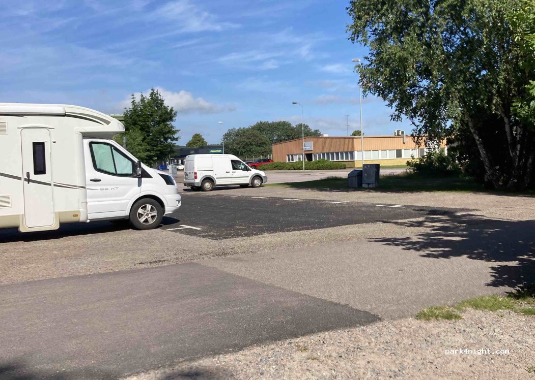 (302 44) Halmstad - 46 Skyttevägen — foto