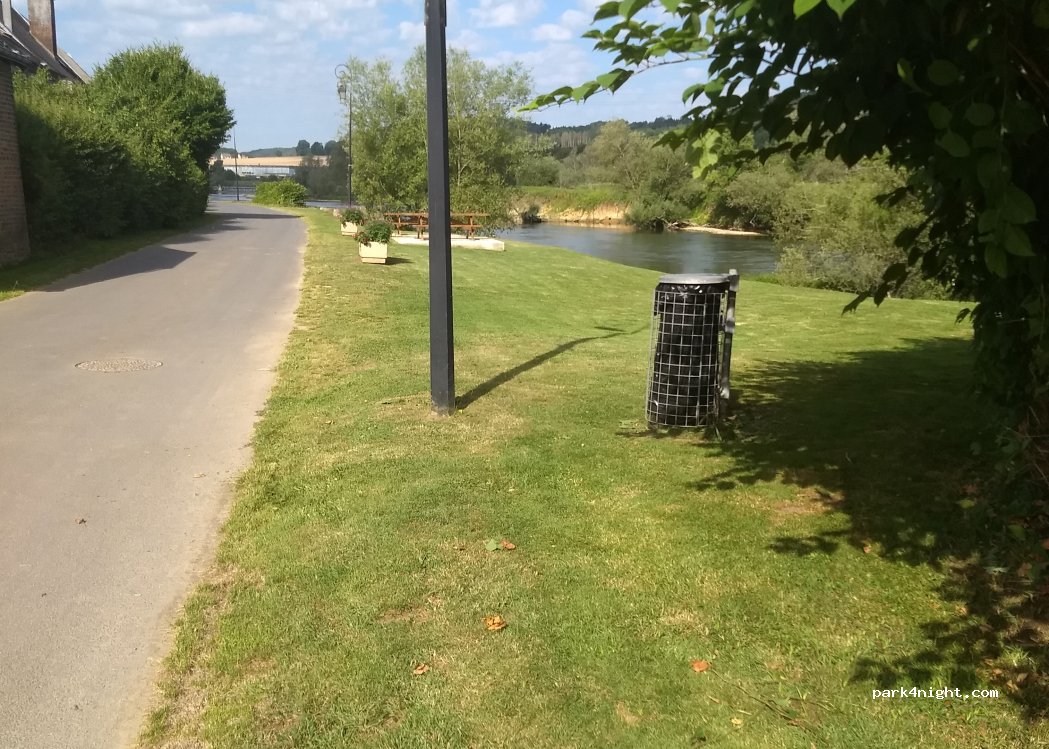 (08600) Ham-sur-Meuse - 16 Route de Noirlain — foto 2