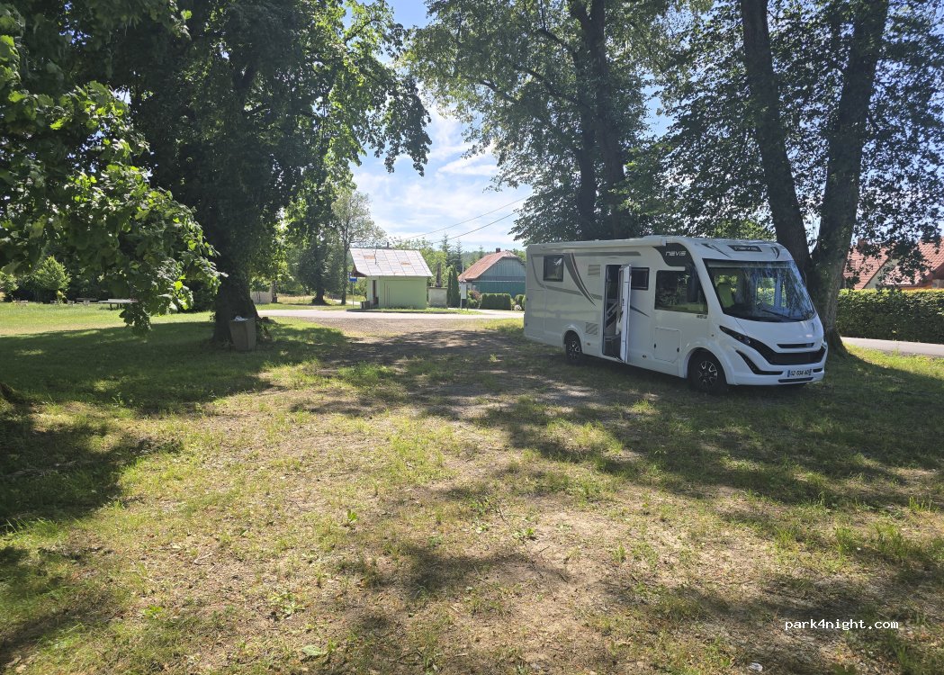 (38-503) Łodzina - Unnamed Road — foto 2