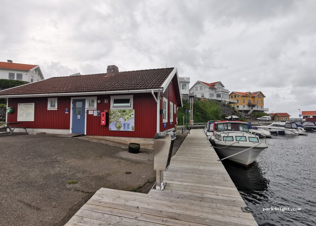 (474 31) Ellös - 26 Bryggvägen — foto