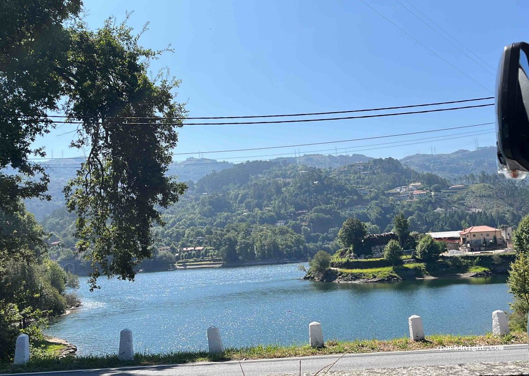 (4845-013) Rio Caldo - 37 N308 — foto 3