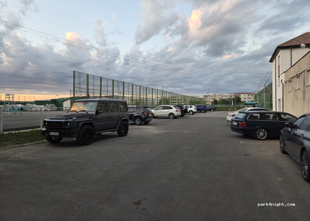 (601048) Onești - 1 Strada Perchiului — foto 2