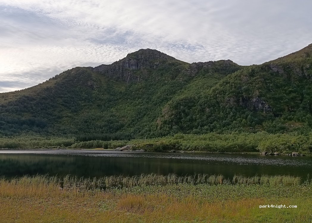 (8340) Stamsund - Unnamed Road — foto 2