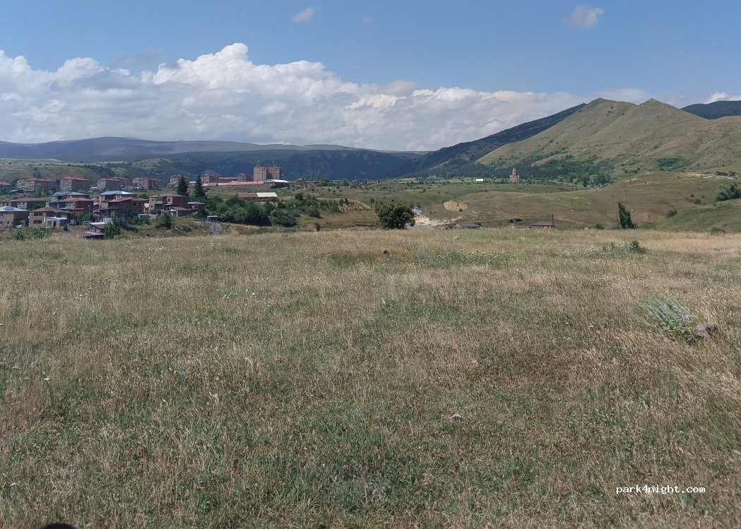 (3703) Jermuk - — foto