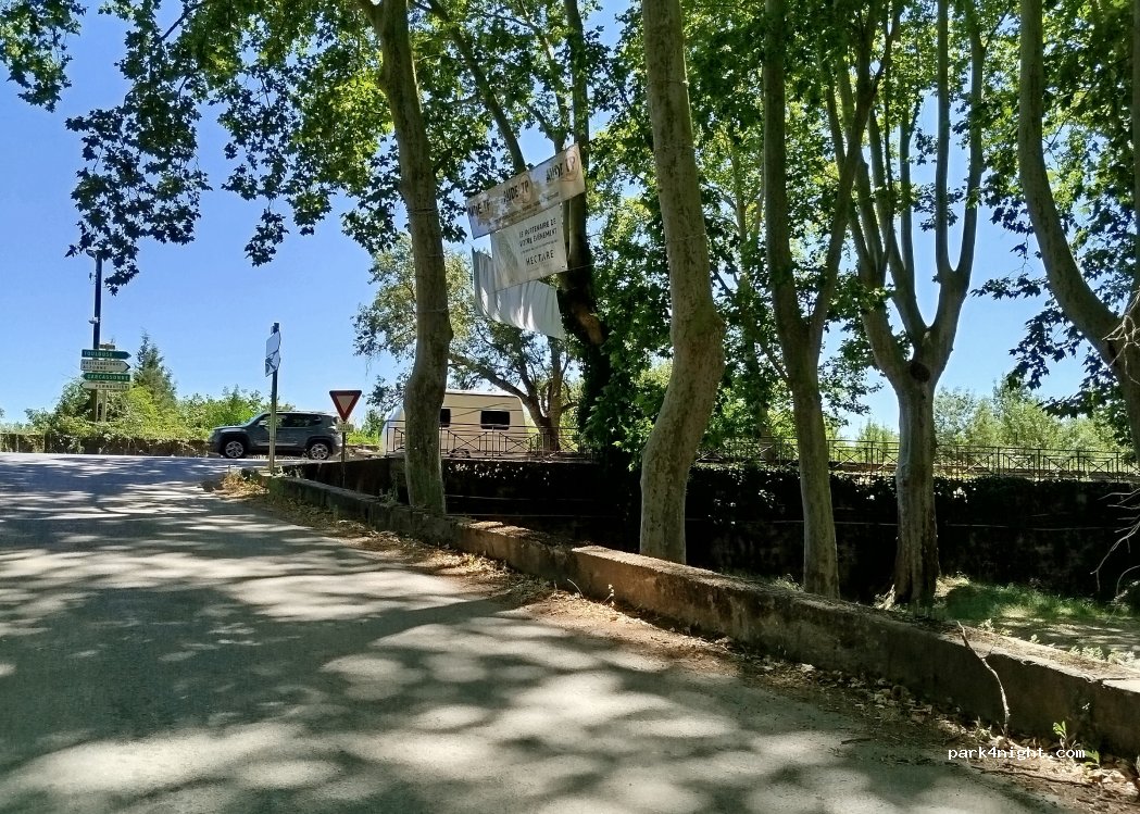 (11170) Pezens - D35 — foto