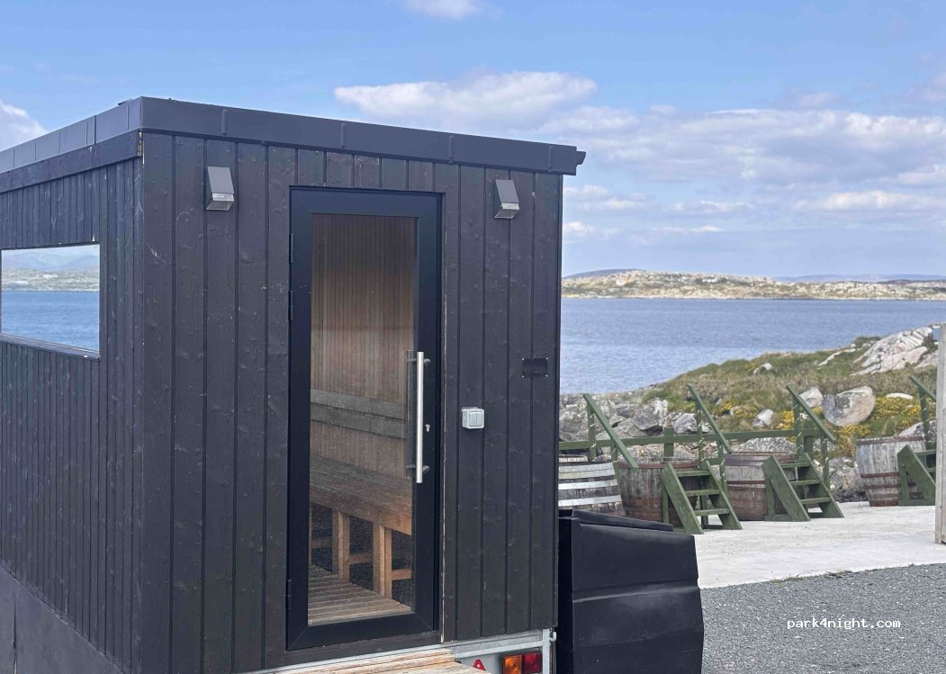 Oileánra Camper Van Parking Area & Sauna — foto
