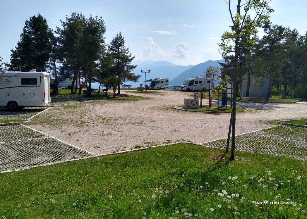 Area Sosta Camper Castelfondo — foto 2
