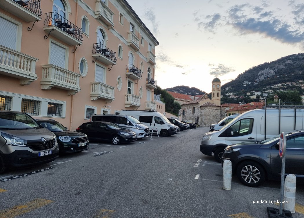 (06310) Beaulieu-sur-Mer - 5 Boulevard du Maréchal Leclerc — foto 3