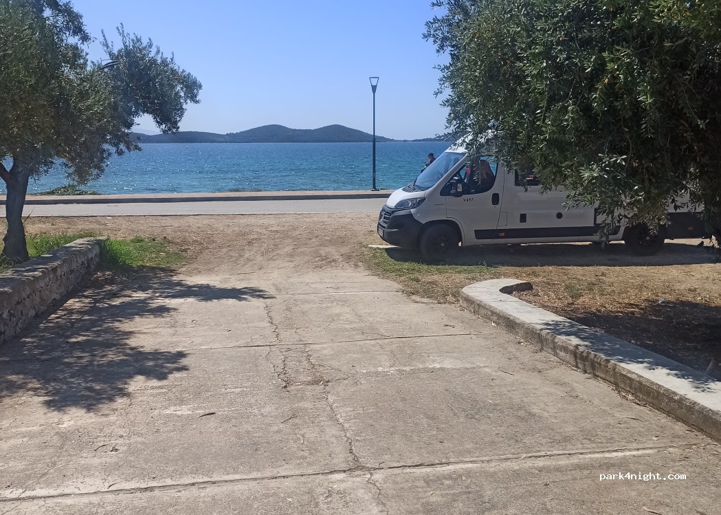 (640 07) Nea Peramos - 1a Iatroy Aslani — foto